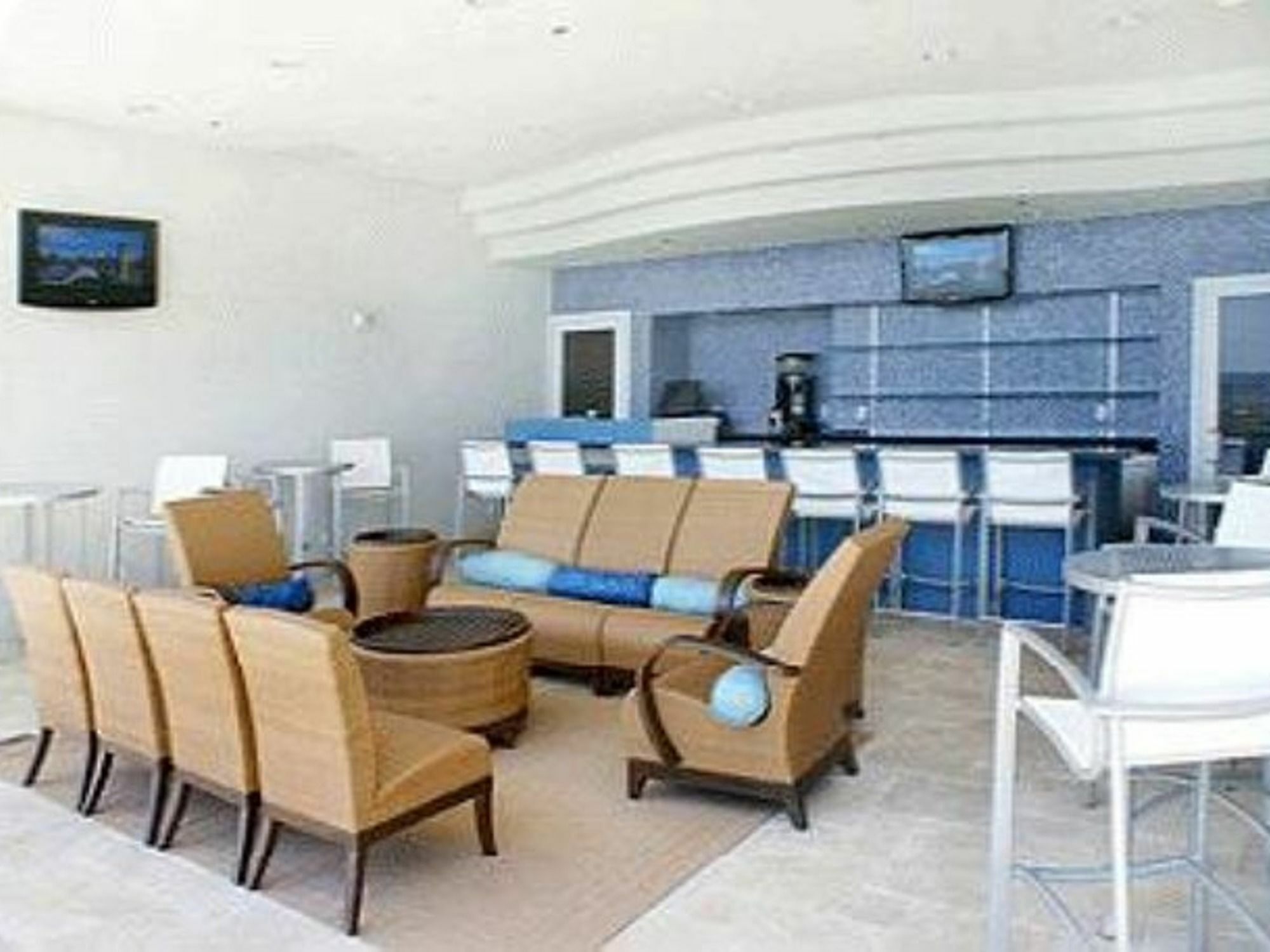 Sterling Breeze 605 774509 By Redawning Hotel 3*